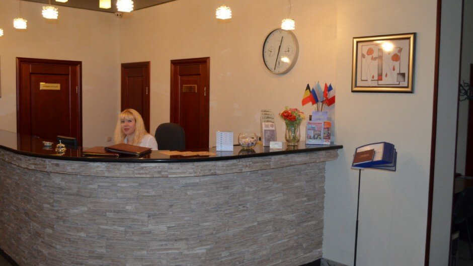 Стойка администратора отеля Европа в Жуковском